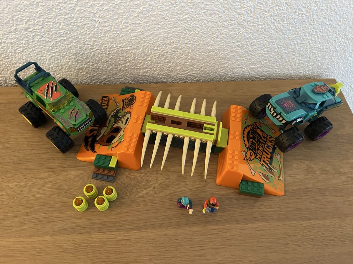 Mega Giocattoli: Mega Monster Trucks Mega-Wrex Knochen Crash Stuntbahn – Usato da Naters venduto da Gemschhtte 4