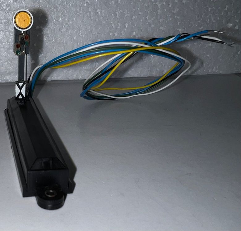 Trix Modellini di ferrovie: Form-Vorsignal von Trix (6753) neuwertig – Usato da Basel venduto da jonnyhaas