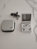 Nintendo Game Boy Advance SP Tribal silber Tasche+Ladekabel