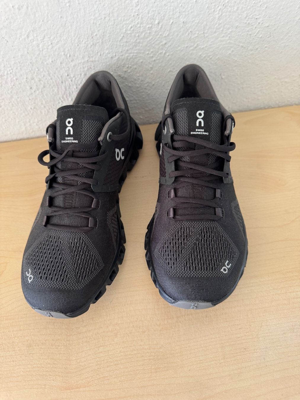 On Scarpe da donna: On Schuhe neu Gr 38.5 – Nuovo (secondo la descrizione) da frauenfeld venduto da tia01 1
