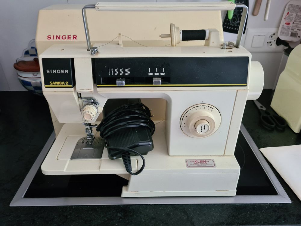 MACHINE A COUDRE SINGER (D'occasion) à LA CHAUX DE FONDS pour CHF 80 ...
