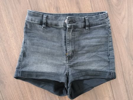 Jeans shorts kurze Hosen Grösse XS (146)