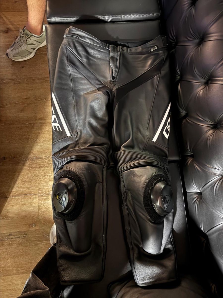 Dainese Hosen: DAINESE Motorrad Lederhose Gr. 50 – Neu (gemäss Beschreibung) aus Emmen von meh_xd8c 3