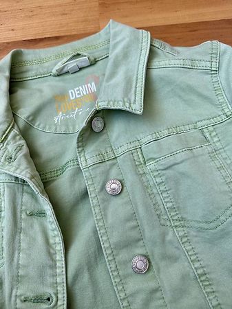 Jeansjacke in lindengrün 34
