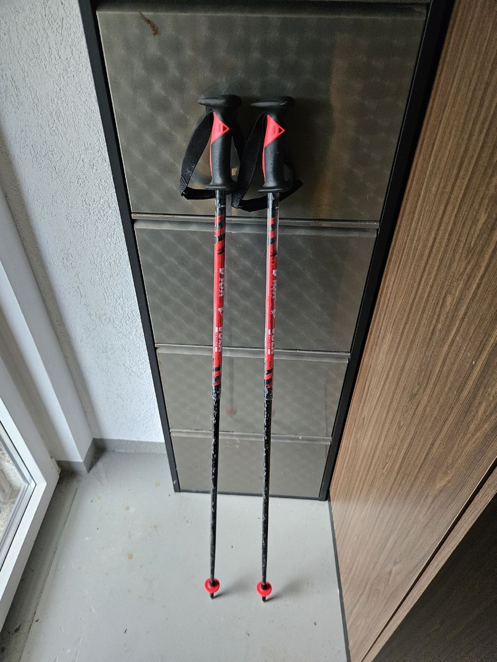 Bastoncini da sci: NEU: Vola Carbon SL Stock – Nuovo (secondo la descrizione) da Oberägeri venduto da Nil_sff5