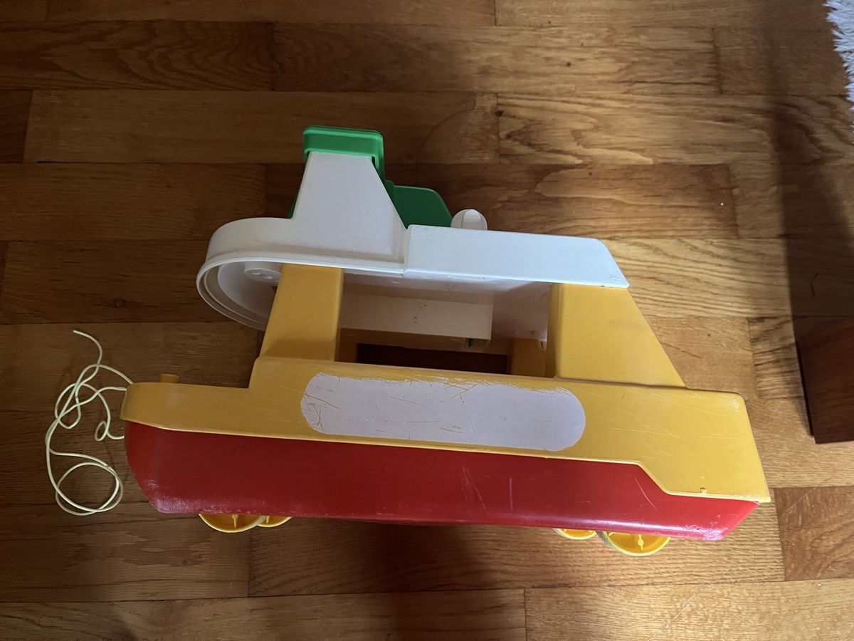 Fisher-Price Spielzeuge: Fisher Brice Boot vintage 80er Jahre – Gebraucht aus Aarberg von Jakaro 1
