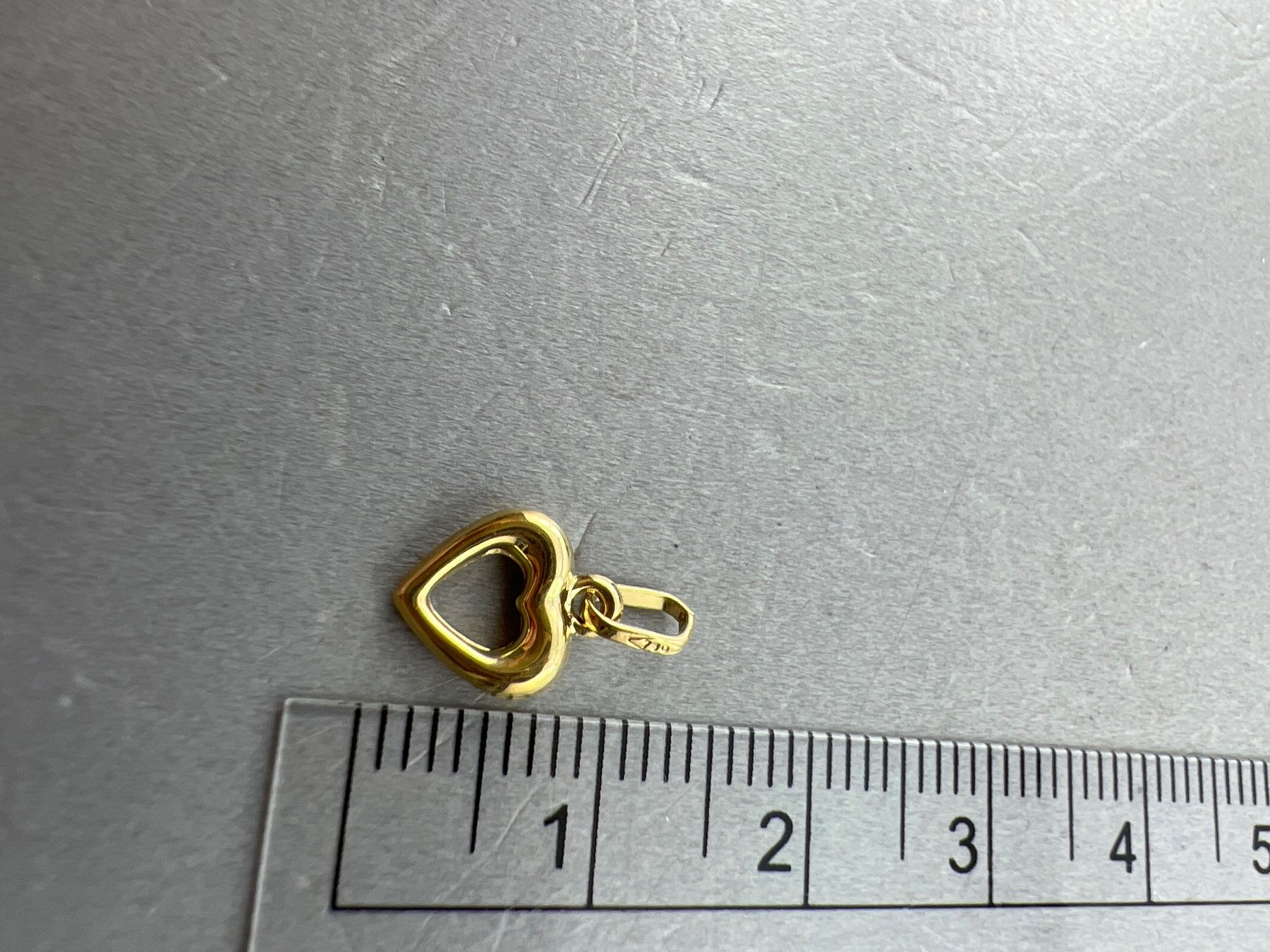 Anhänger: Anhänger 750 Gold – Gebraucht aus Niederuzwil von  3
