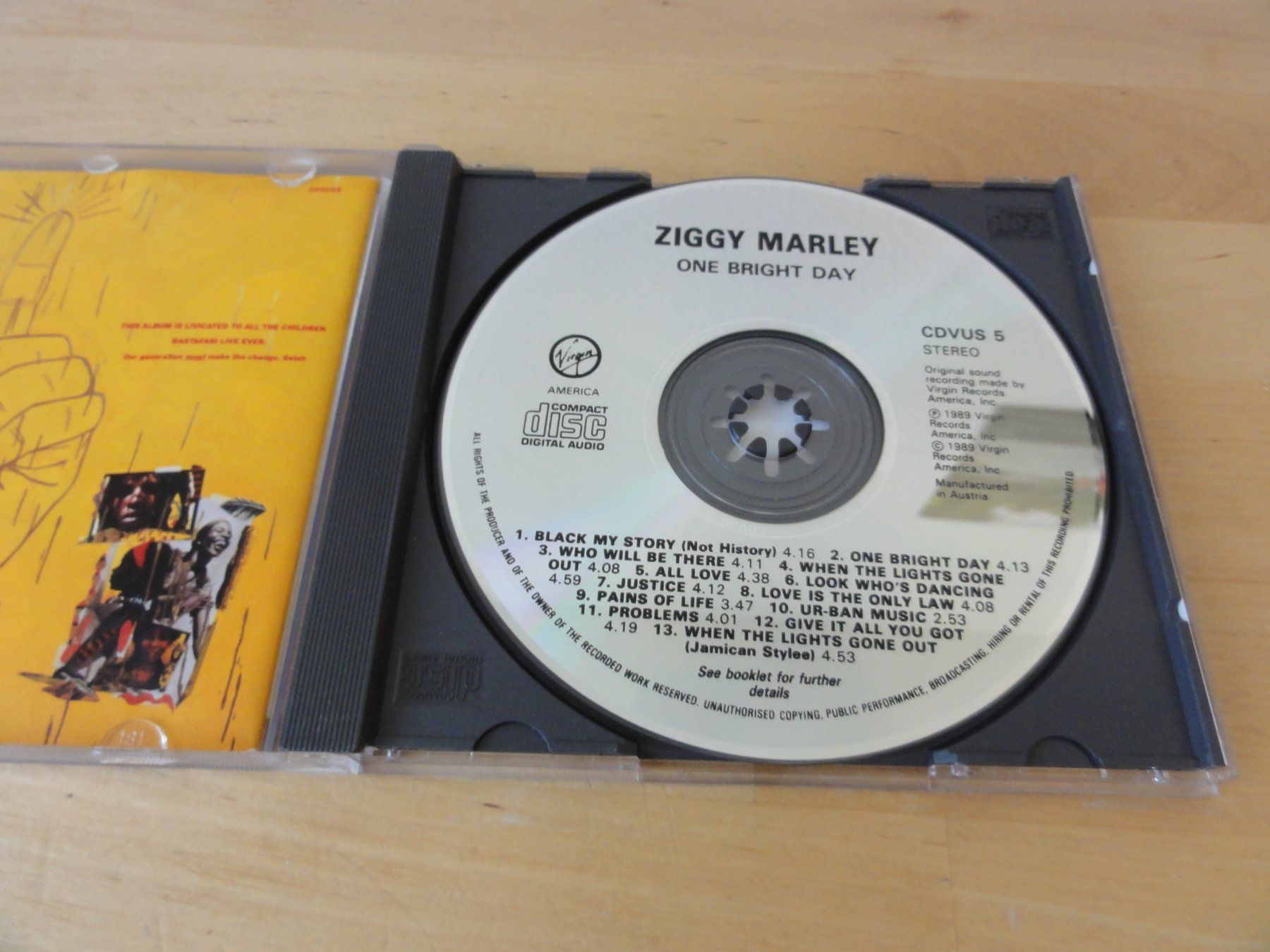 CD: CD ZIGGY MARLEY "One Bright Day" – Usato da zürich venduto da Goldimmund 3