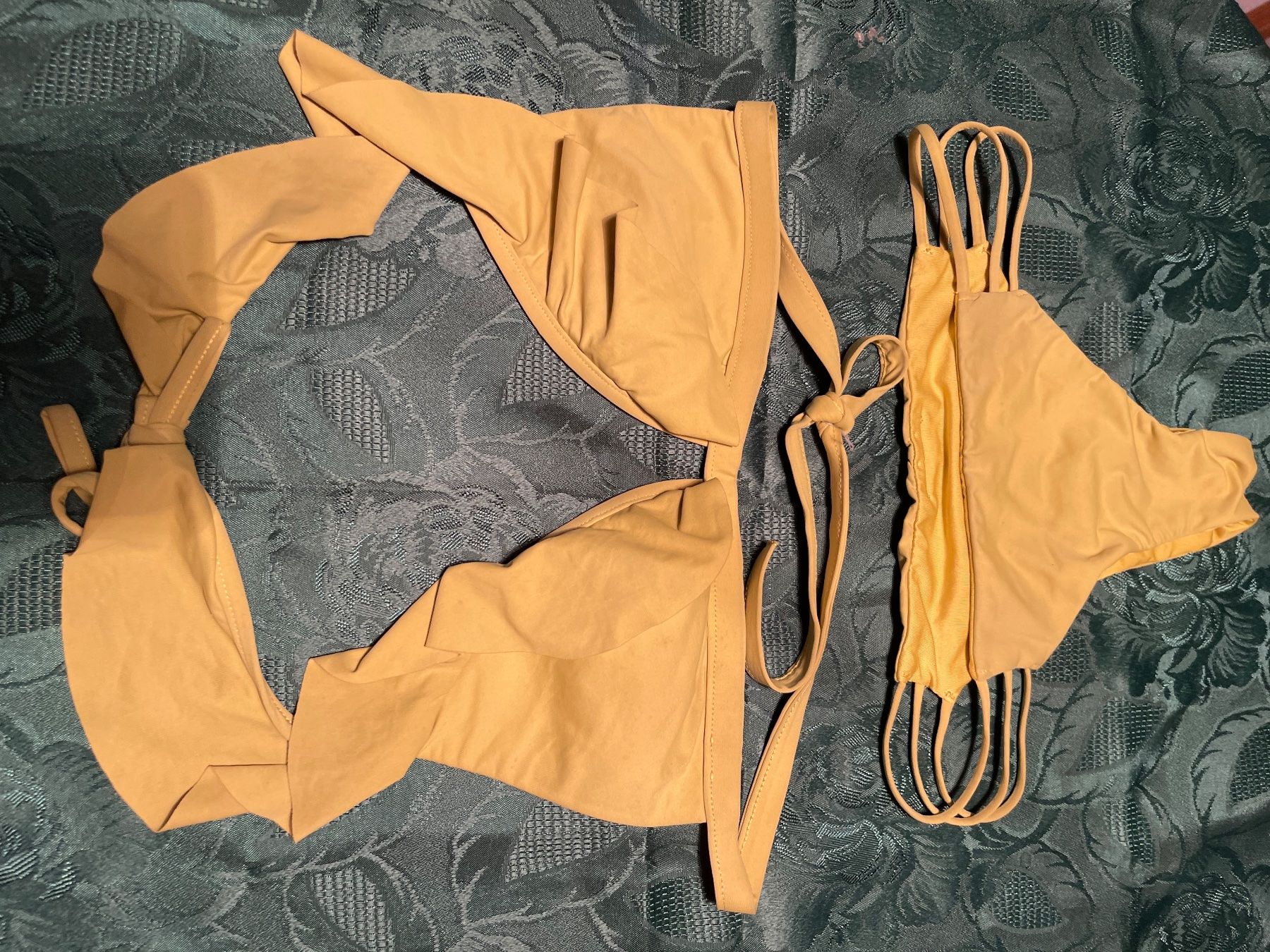 Calzedonia Badekleider & Bikinis: Bikini giallo senape di Calzedonia-S/M-chic e elegante – Neu (gemäss Beschreibung) aus Locarno von Fixed8 1