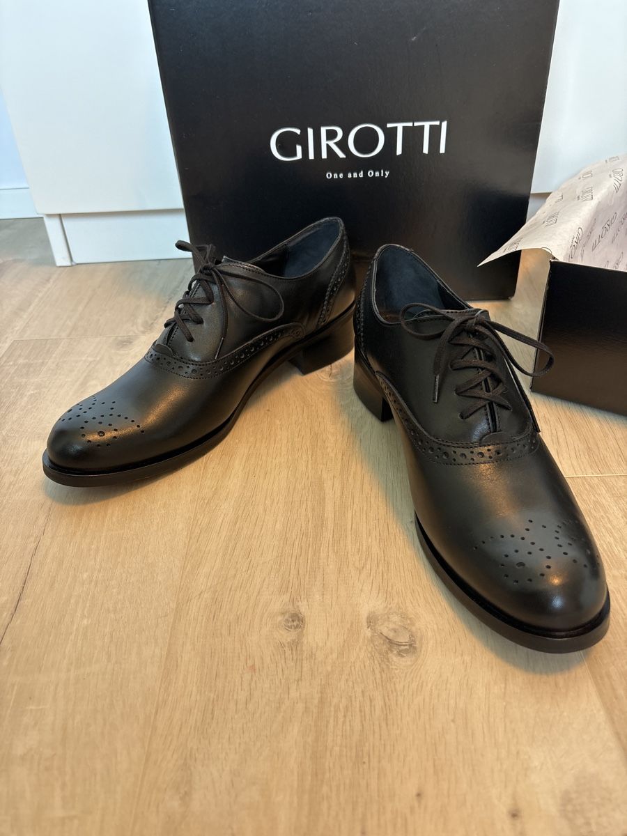 Scarpe da uomo: NEU Anzugschuhe aus Leder Grösse 43 – Nuovo (secondo la descrizione) da Wattwil venduto da take.that