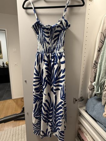 Sommerliches Maxikleid mit Blätterprint, XS, H&M