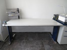 Schreibtisch 2 Stück