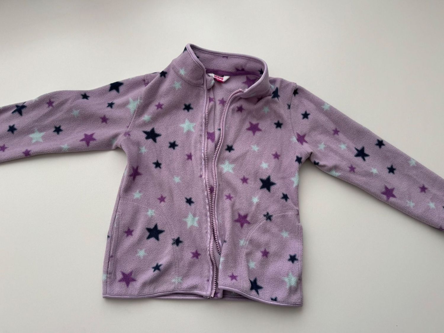 Jacken & Mäntel: Warme Mädchen-Fleecejacke mit Sternen, Grösse 122 – Gebraucht aus Lengnau AG von fullthrust