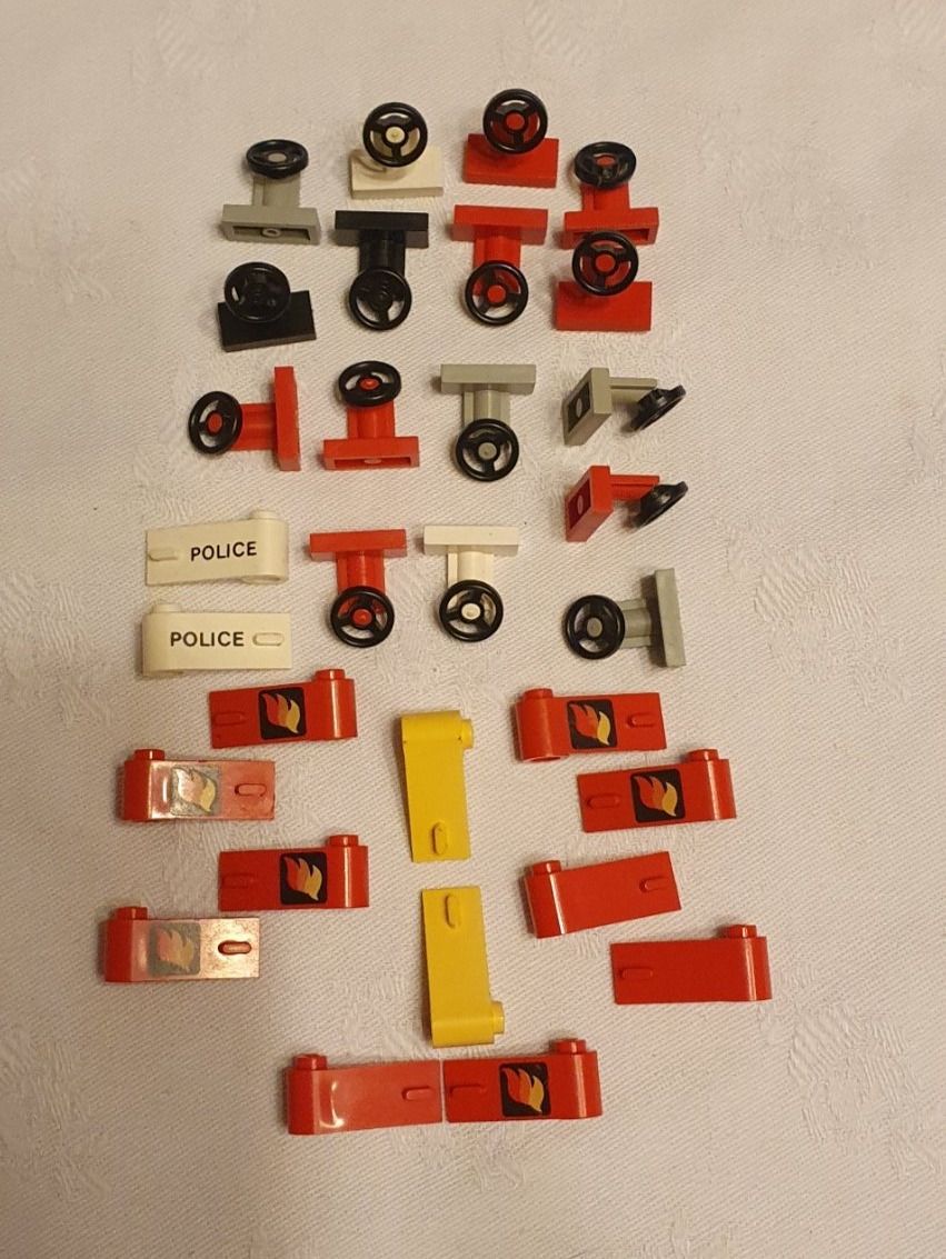 Lego Giocattoli: Lego Steuer und Türen – Usato da Läufelfingen venduto da jac_vp95 2