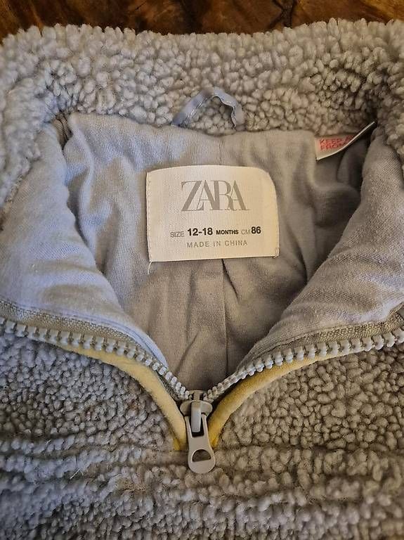 Completi: Jogginganzug Kinder von Zara Grösse 86 – Usato da Bremgarten AG venduto da Noii 1