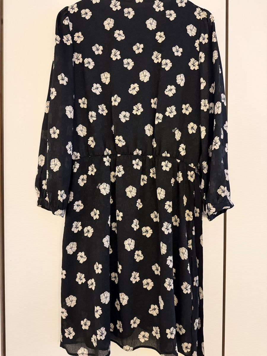 Pinko Vestiti: Kleid von Pinko - Grösse 38 – Nuovo (secondo la descrizione) da Bertschikon Gossau venduto da chanty_7 1