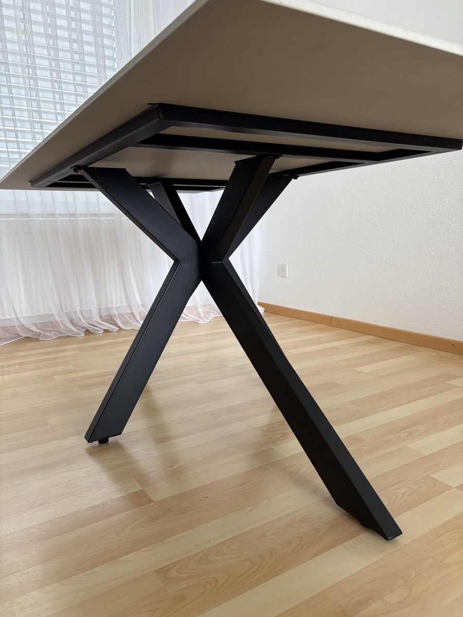 Tische: Esstisch GLADYS Conforama – Gebraucht aus Solothurn von boenisworld 1