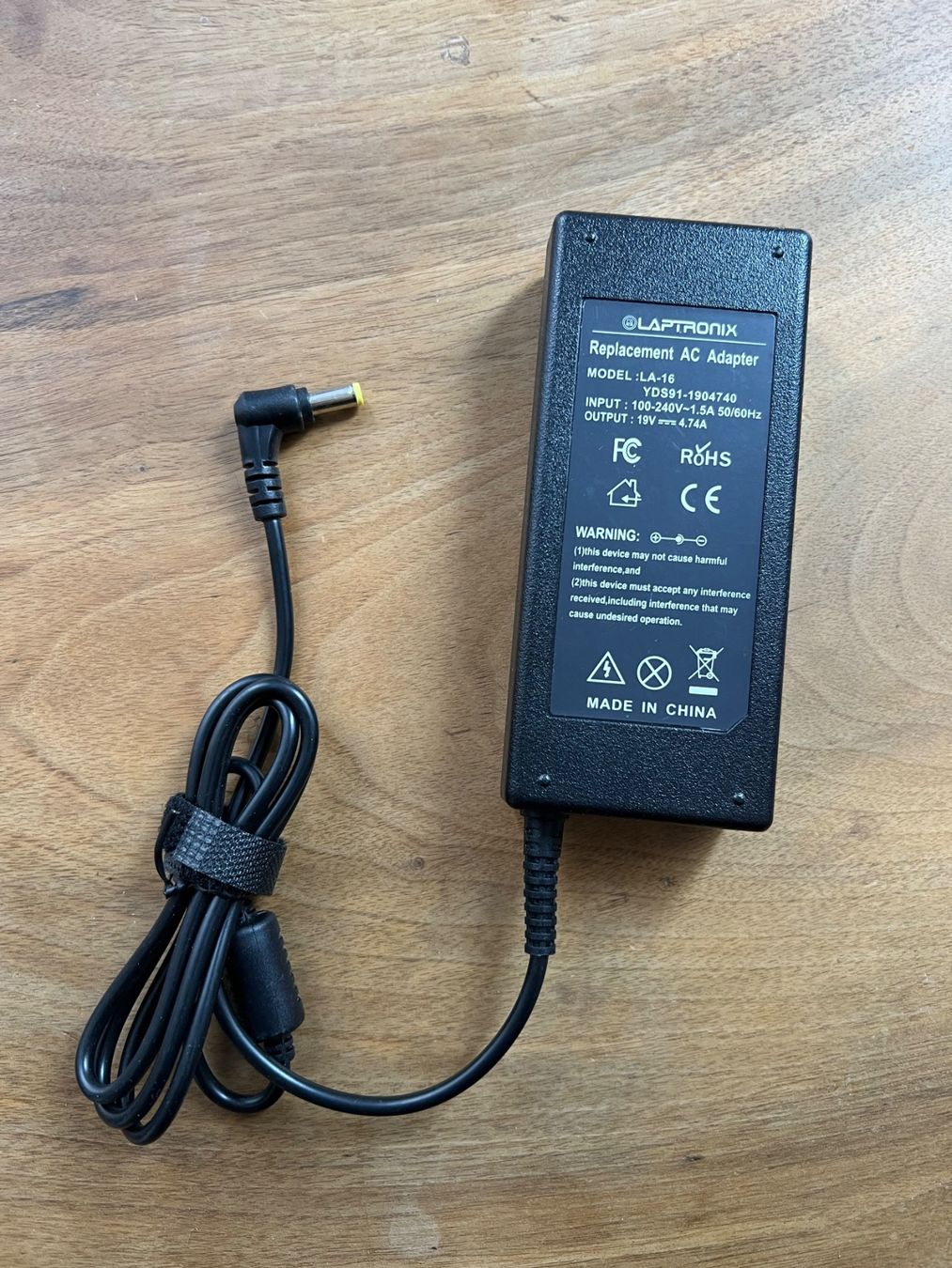 Chargeur: Laptronix Ladekabel – D'occasion à Ringgenberg BE par Republic_Of_Gamers