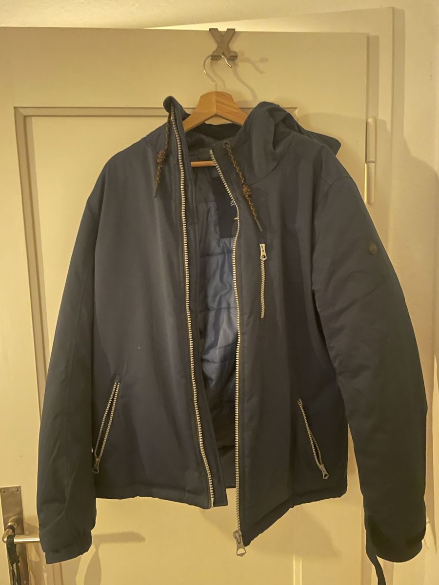 Giacche: Winterjacke mit Kaputze  – Usato da Basel venduto da AntoKramer 2