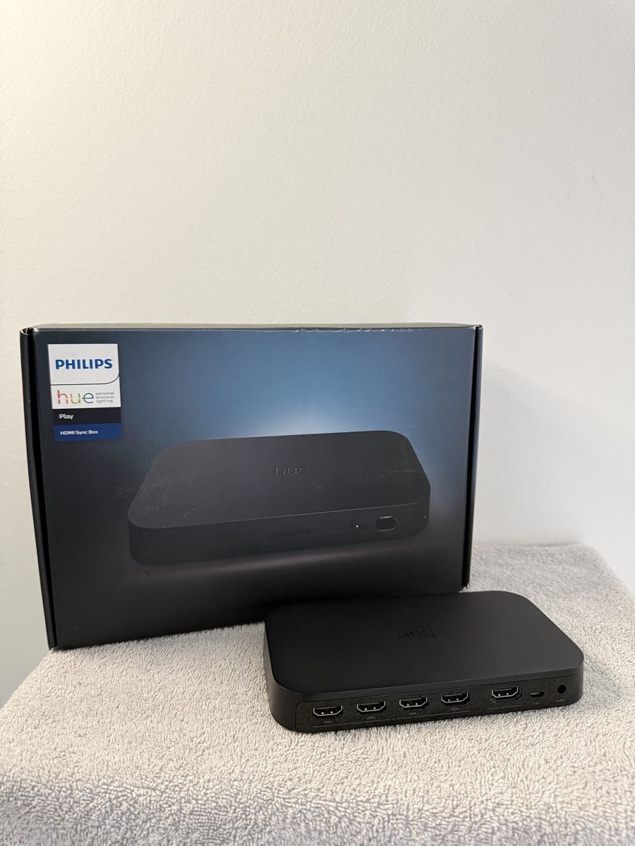 Philips Heimkino: Philips Hue Sync Box 1. Generation, schwarz – Gebraucht aus Pratteln von FabianApp 1