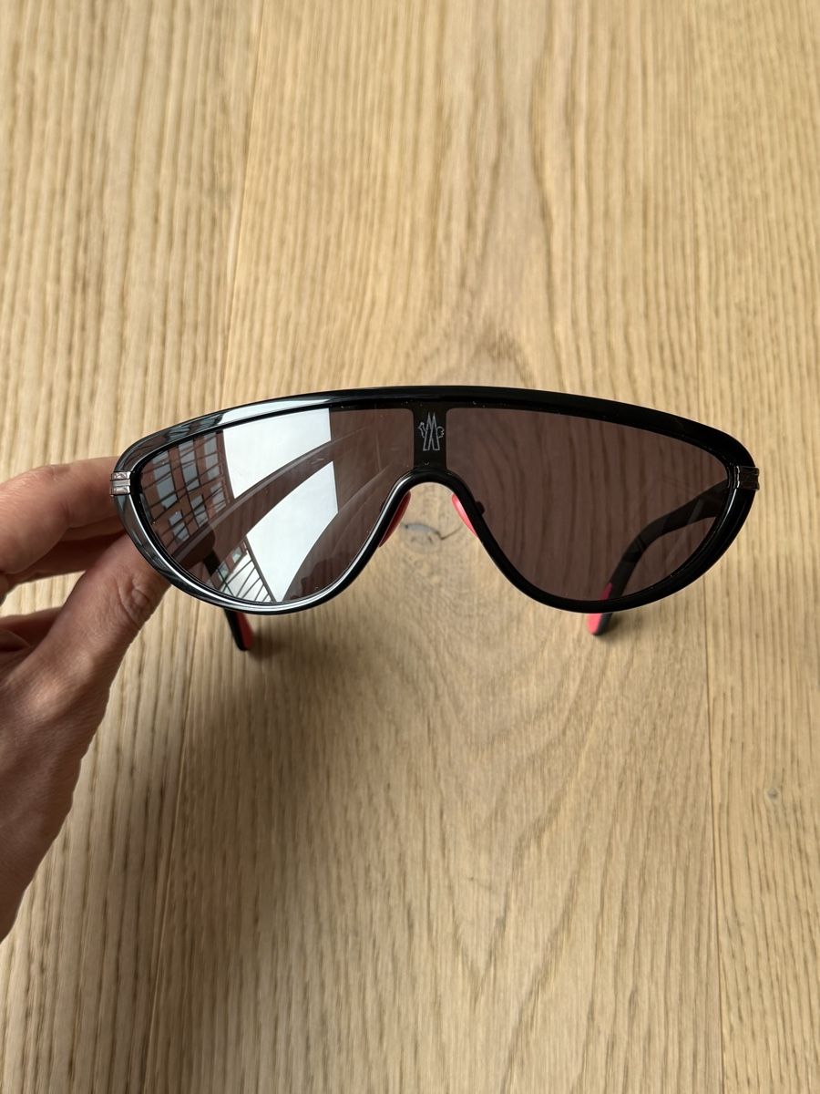 Moncler Occhiali & Lenti: Moncler sunglasses – Usato da Zürich venduto da dav_ylk6 2