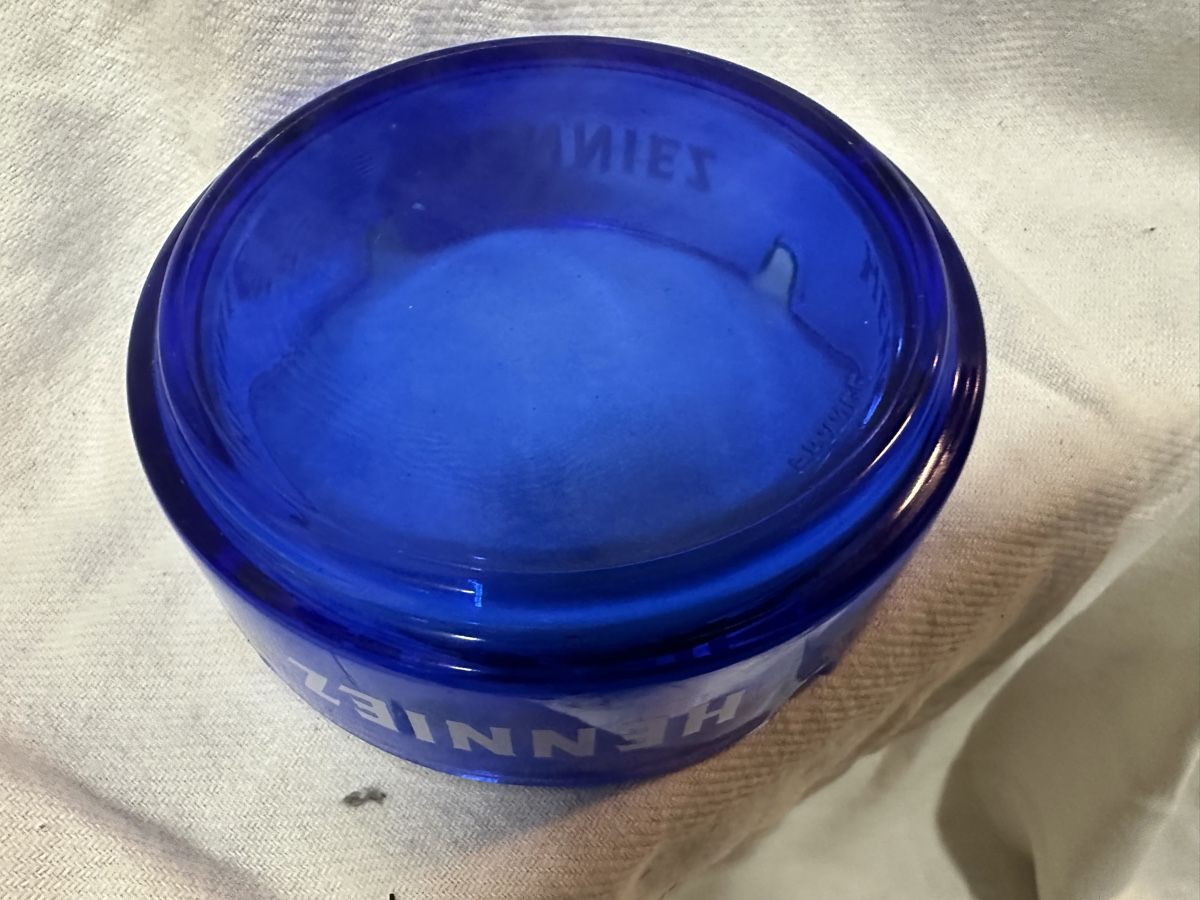 Portacenere: Henniez aschenbecher glas – Nuovo (secondo la descrizione) da Reinach AG venduto da rares75 2