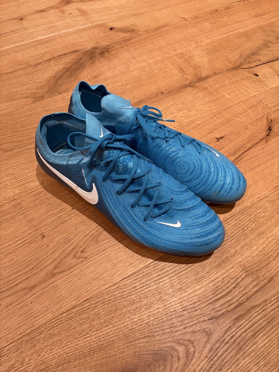 Scarpe da uomo: Nike Phantom GT2 Fussballschuhe – Nuovo (secondo la descrizione) da Hägendorf venduto da matty01