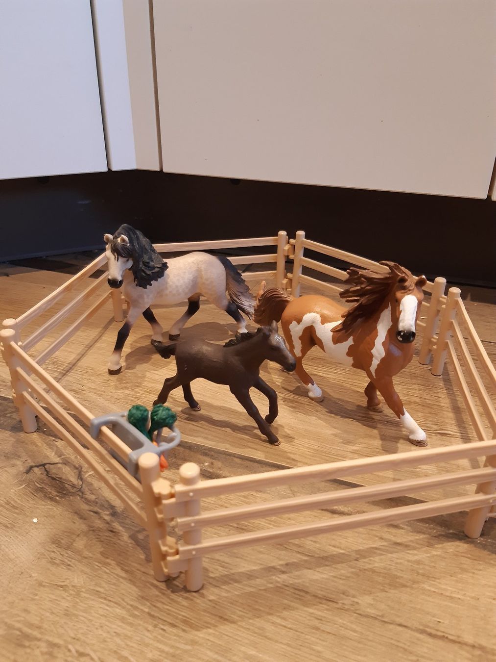 Schleich Giocattoli: Schleich Pferdekoppel – Usato da Waldkirch venduto da Parry01