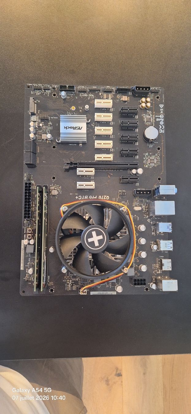 Asrock Mainboards: ASRock Q270 Pro BTC+ – Gebraucht aus Payerne von L3onardoh