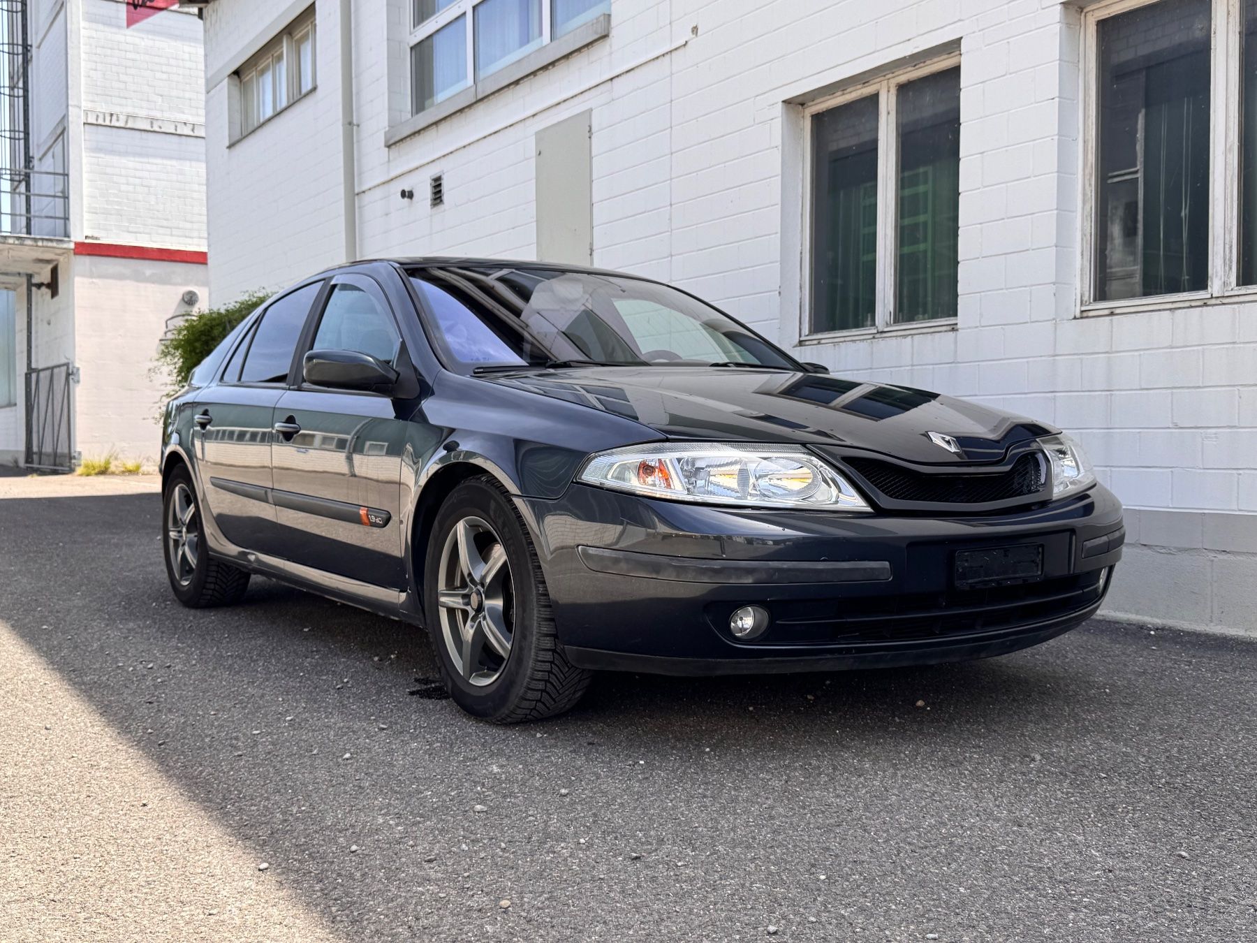 Renault Autos: Renault Laguna 1.9 dCi, – D'occasion à Diessenhofen par ilovetouch10