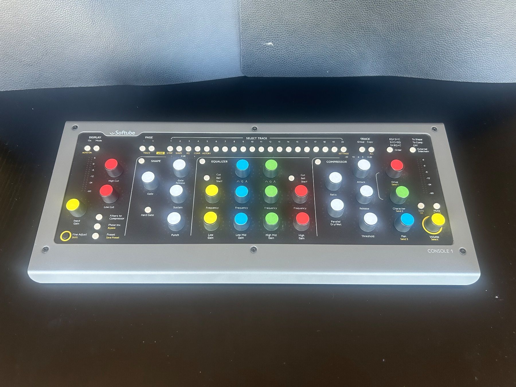 Platines de mixage: Softube Console One MkII – D'occasion à Mägenwil par fit_xt5s