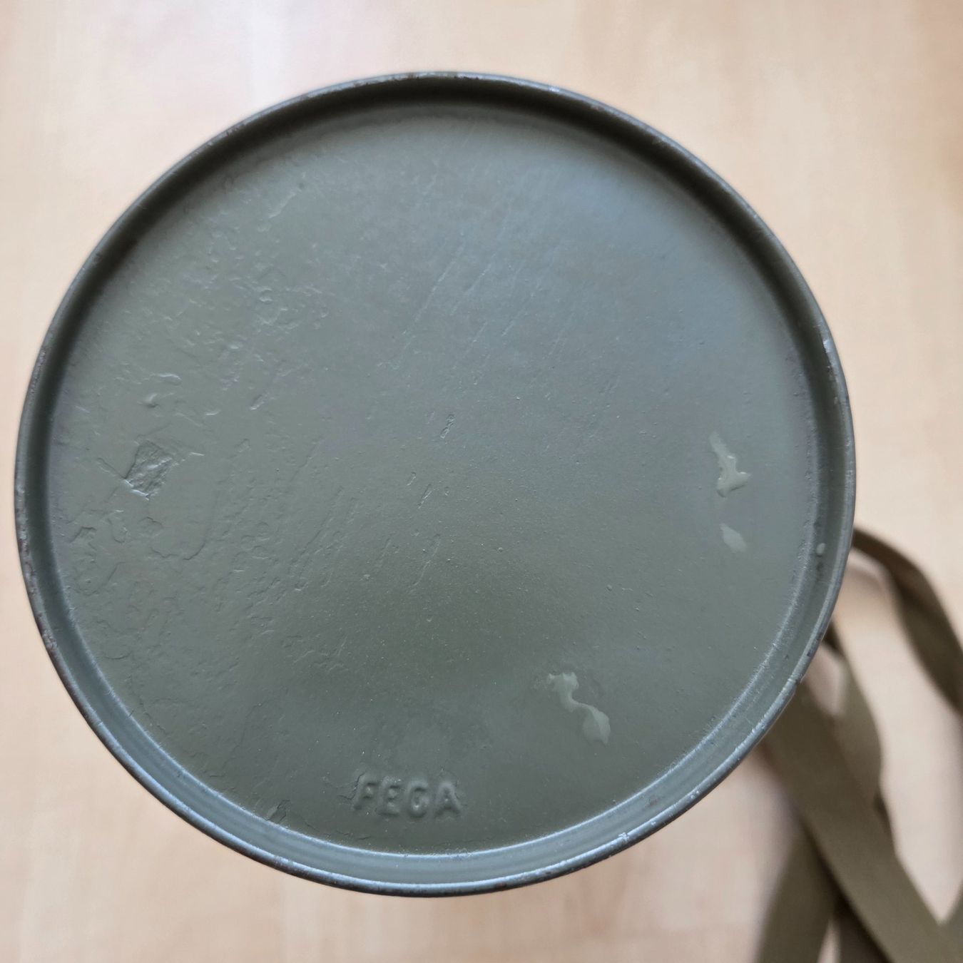 Uniformi: Gasmaskenbüchse des Schweizer Militärs – Usato da Zug venduto da Sunshine_113 4