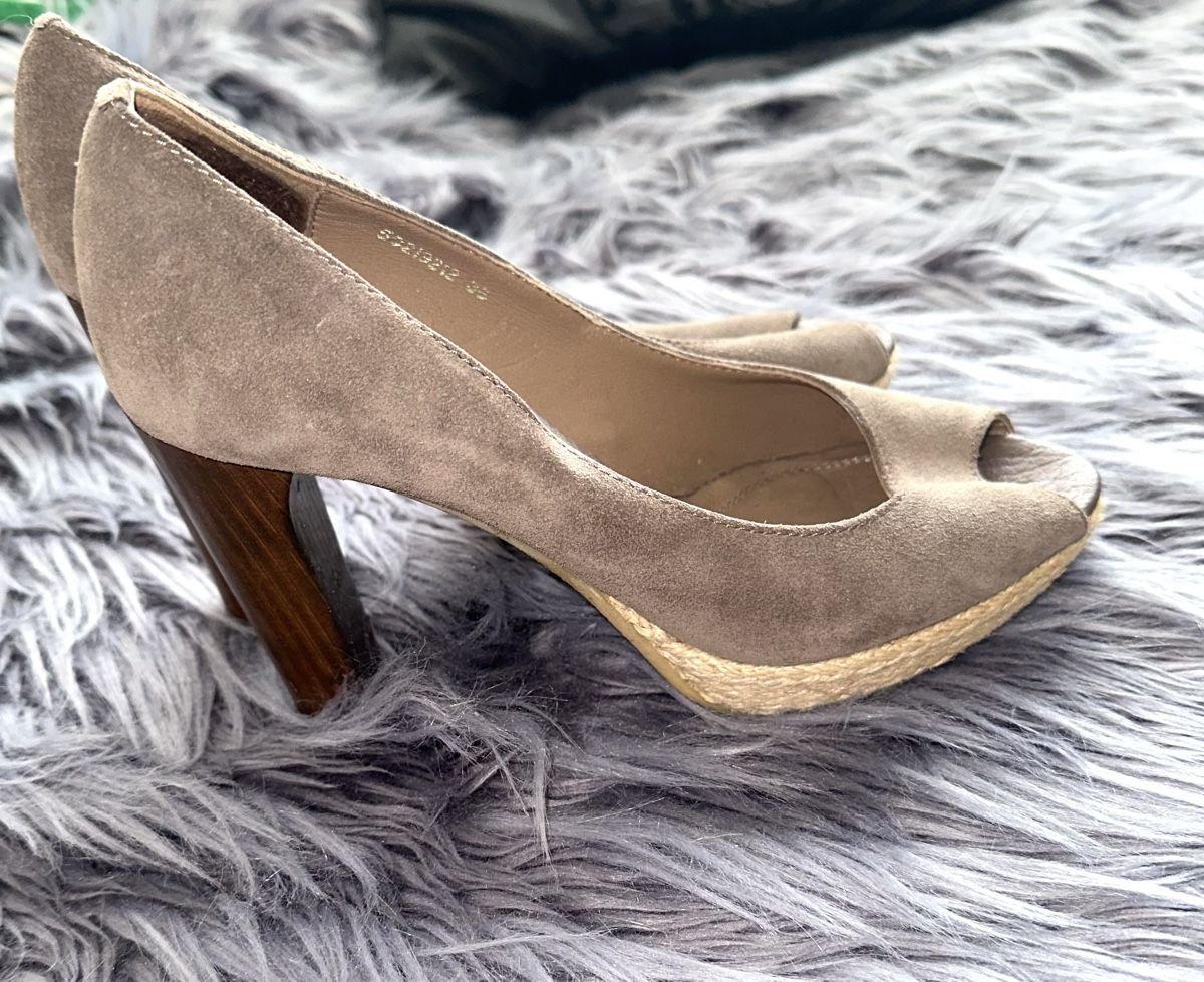 Hugo Boss Scarpe da donna: HUGO BOSS ORANGE PUMPS GR. 38 – Usato da Unteraegeri venduto da MH203 3