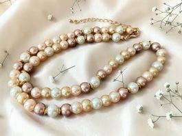 Vintage Cremefarbene und rosa Perlenkette