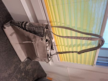 Handtasche