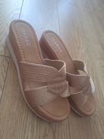 Sommerschuh mit Keilabsatz