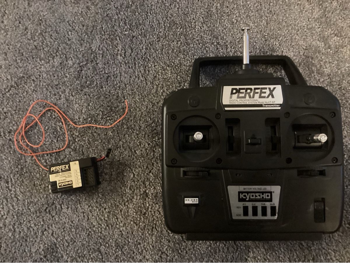 Kyosho Fernsteuerungen: Kyosho Fernsteuerung – Gebraucht aus Abtwil SG von Cougar80 1