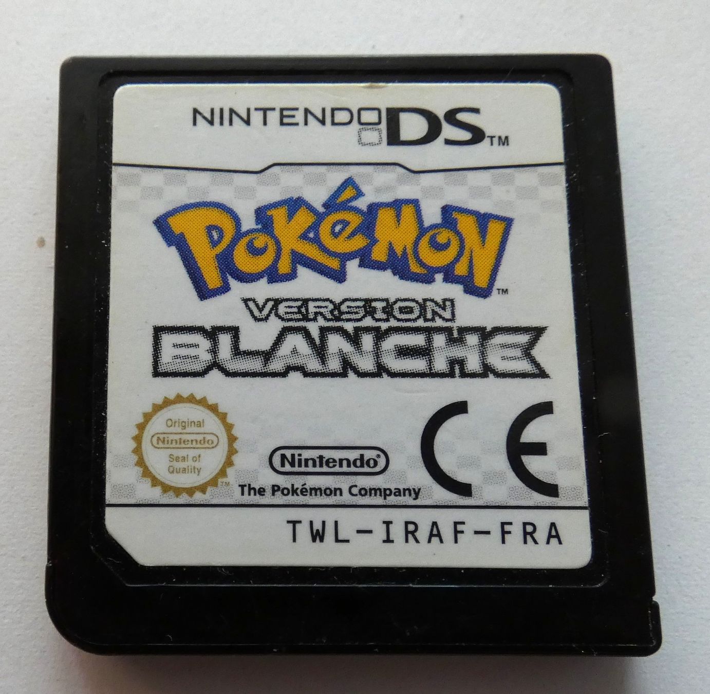 Pokémon Jeux: Nintendo DS - POKEMON Version Blanche – D'occasion à La Sarraz par classicworldcoins