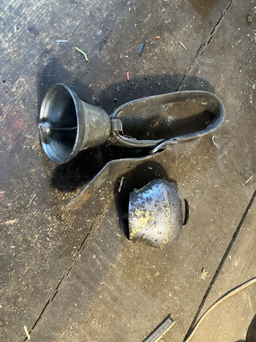 Cloches & sonnailles: Glocke  – D'occasion à Neudorf par Zlateh 3