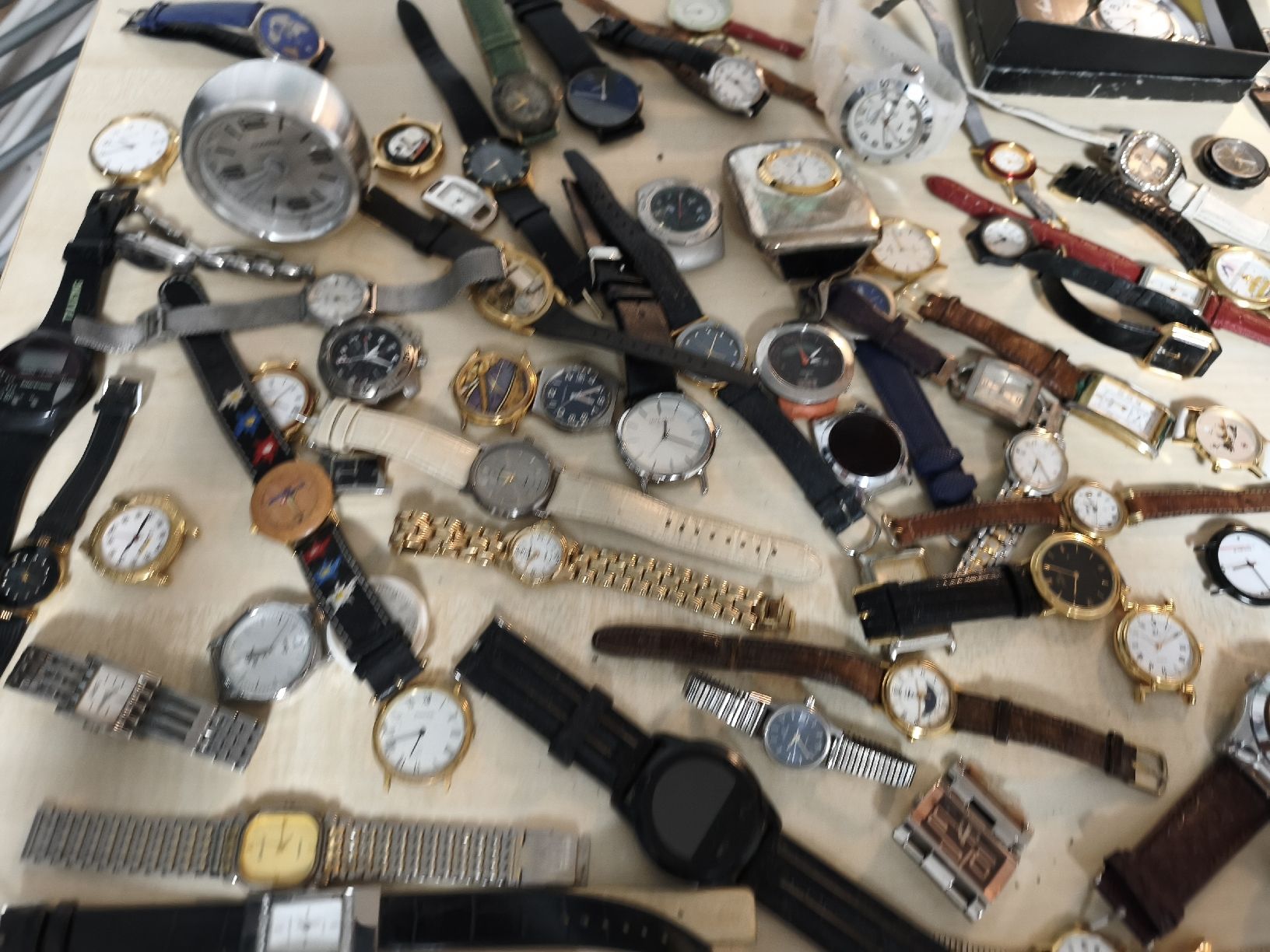Uhren: Armbanduhr lot  – Gebraucht aus Kreuzlingen von dad_9x7b 1