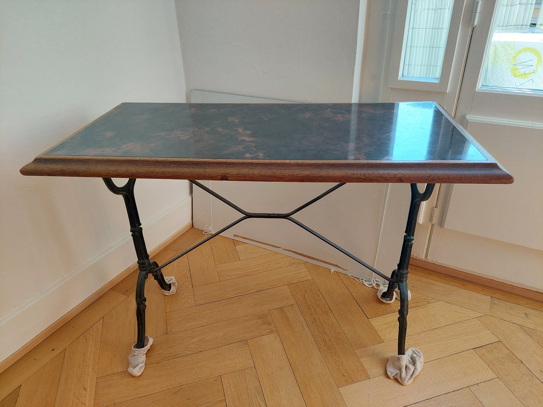 Tavoli: Table ancienne – Usato da Genève venduto da LucienneC01