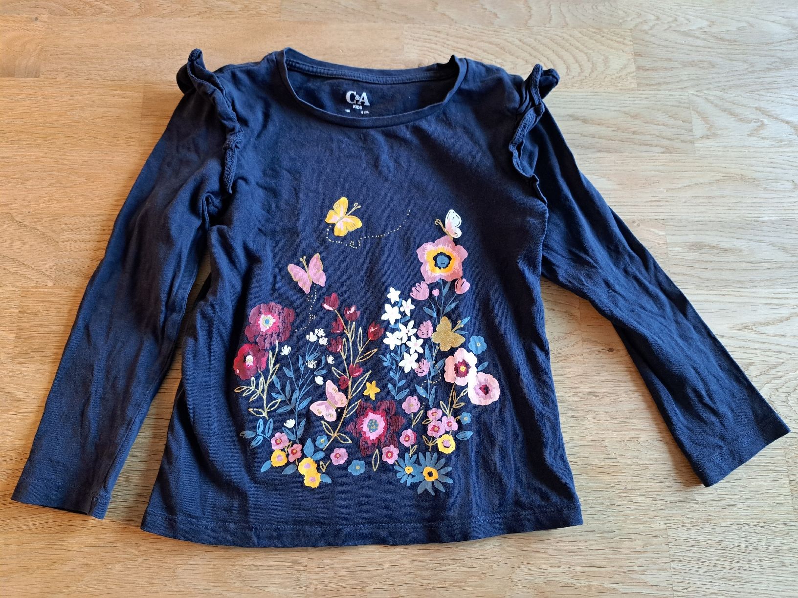 Maglioni & Felpe: 2 Langarmshirt, Gr. 110 – Usato da Bergdietikon venduto da Staphylococcus 1