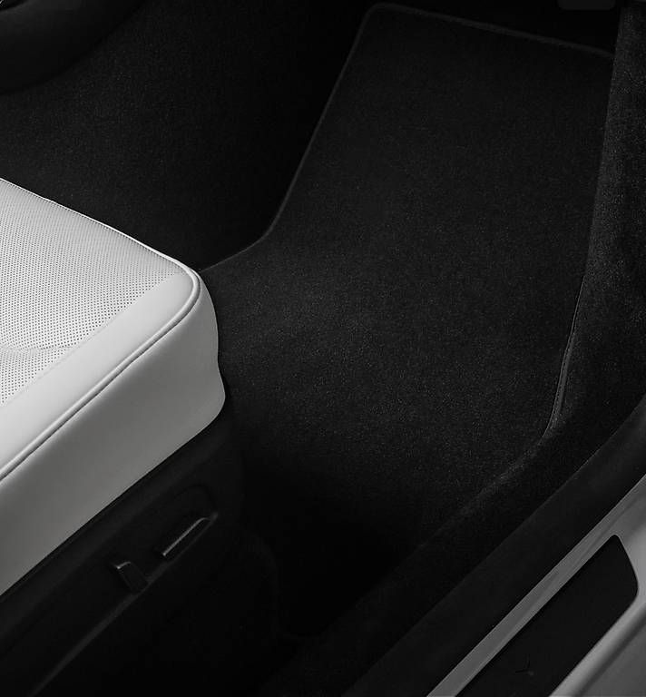 Tapis / Bacs: Tesla Model Y Boden Teppich NEU – D'occasion à Schönenberg TG par Mr_Stonecool 3