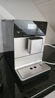 Miele Kaffeevollautomat CM 5510  AluSilber