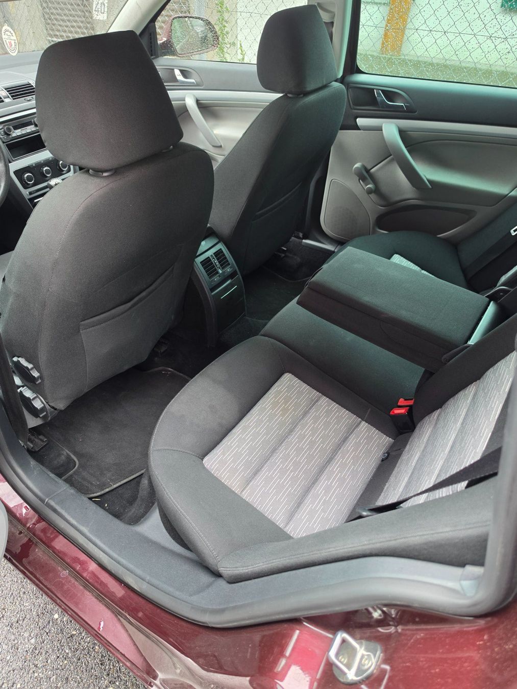 Skoda Automobili: Skoda Octavia – Usato da Sevelen venduto da pho_p8dt 6