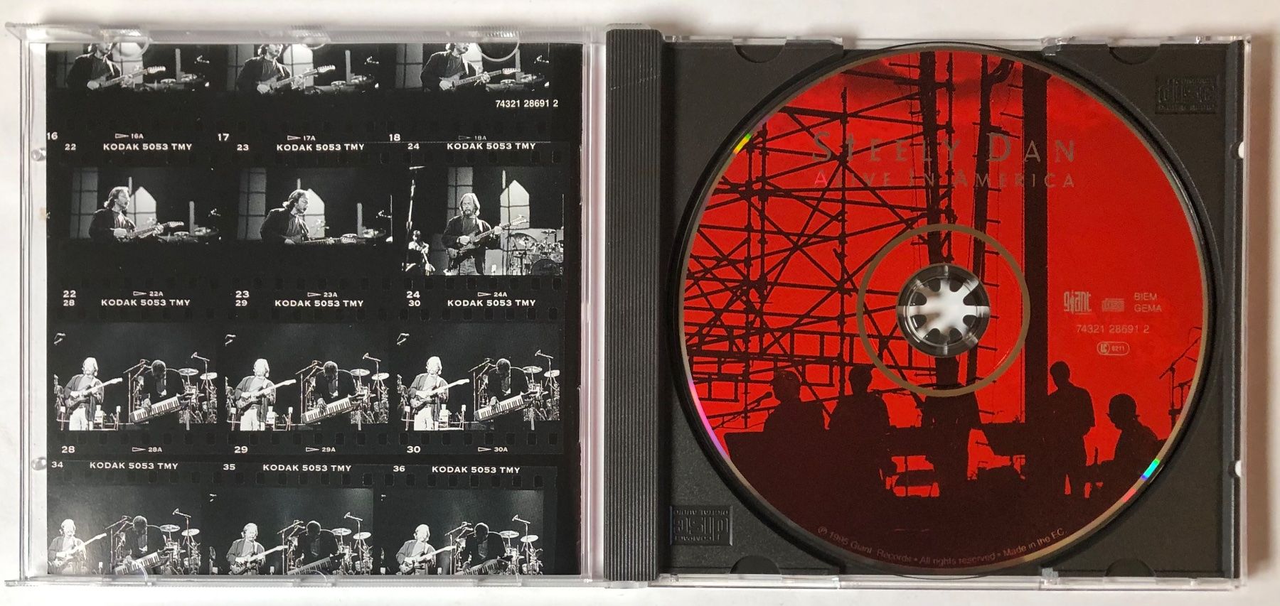 CDs: STEELY DAN - ALIVE IN AMERICA – Gebraucht aus Poliez-Pittet von Newtown-Records 2