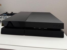 Ab 1.-!/PlayStation 4 (500 GB)/2 Controllern/ 8 PS4-Spiele