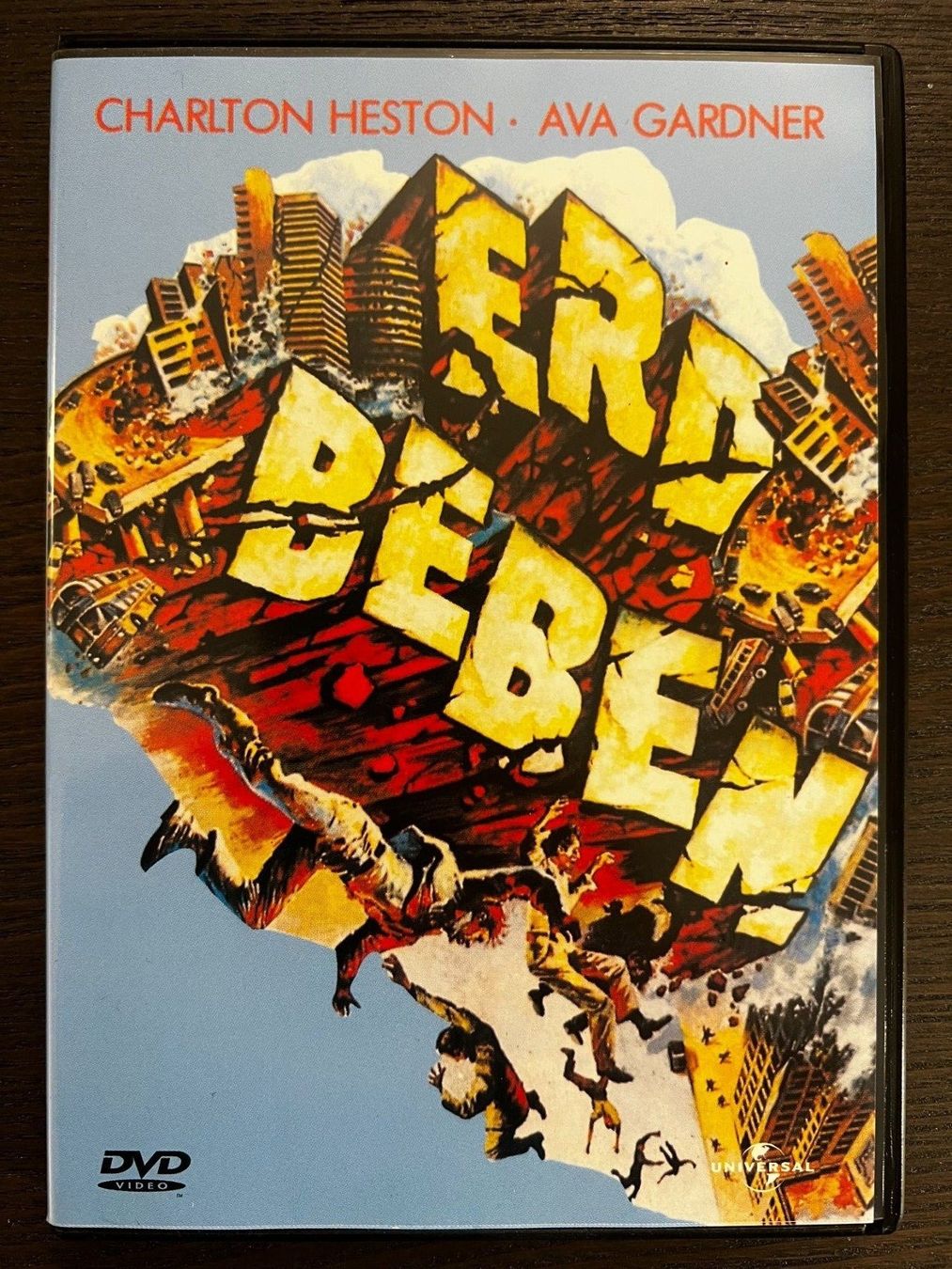 Tutti i DVDs: Erdbeben – Usato da Zürich venduto da FilmFreunde