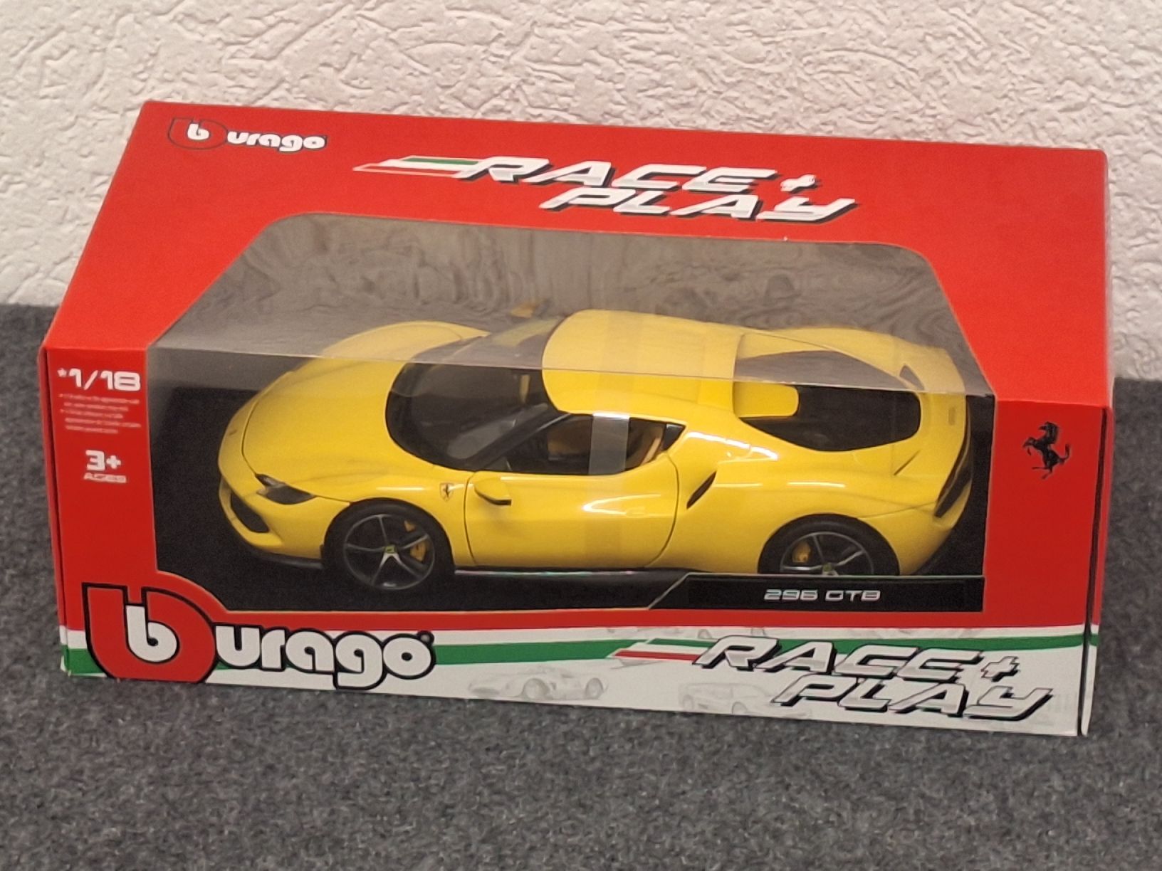 Bburago Modellini d'auto: Bburago Ferrari 296 GTB 1/18  – Nuovo (secondo la descrizione) da Grüt (Gossau ZH) venduto da wisdomio7