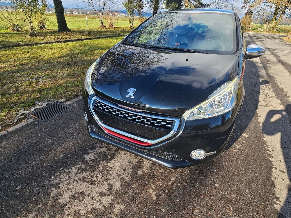 Stilvolle Peugeot 208 Ps Bildernull